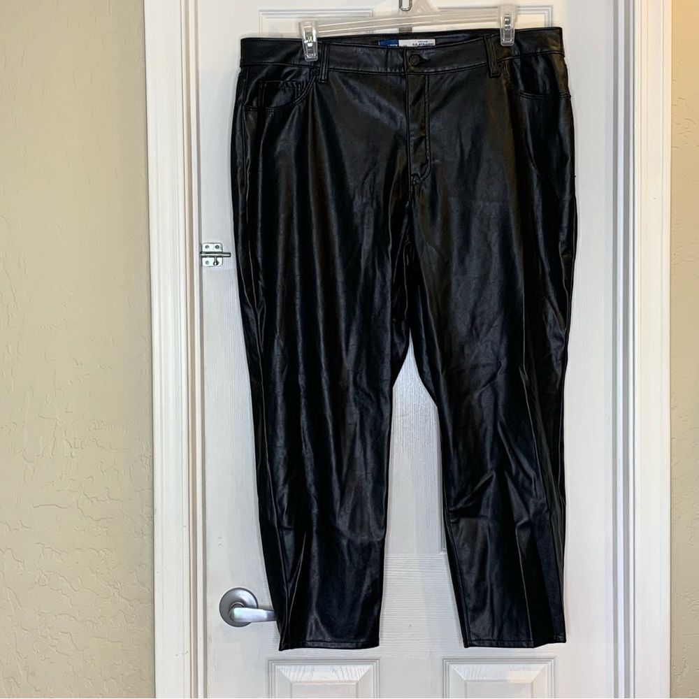 Old Navy High Rise OG Straight Secret Smooth Pockets Black Size 20